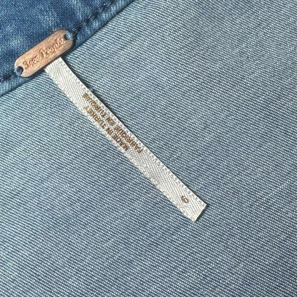 Free People little daisies denim button down mini skirt size 6 - Picture 5 of 5